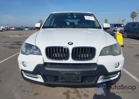 2010 BMW X5 xDrive30I z USA, uszkodzony, nr VIN 5UXFE4C53AL380377